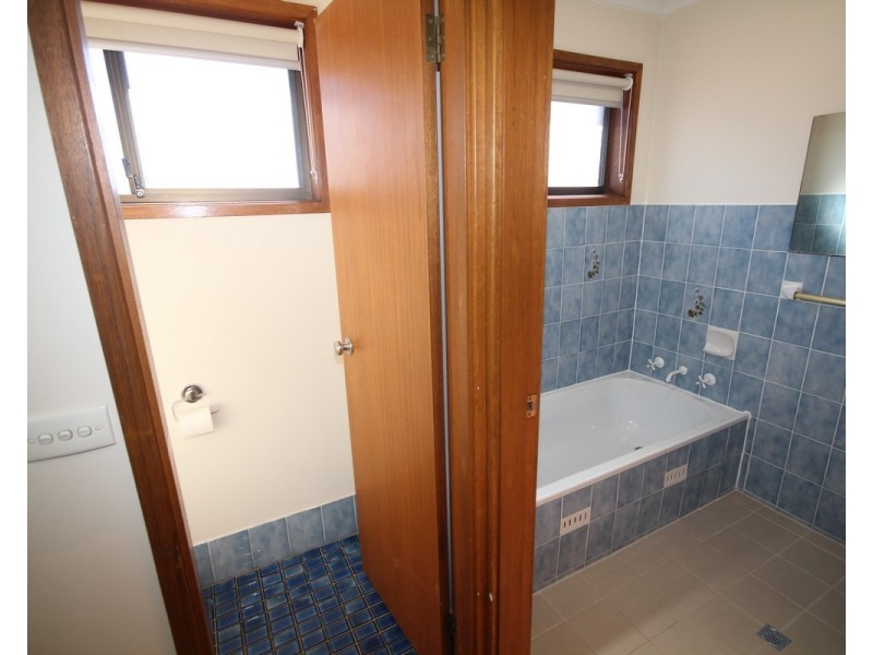 18 Auster Crescent, Sanctuary Point NSW 2540