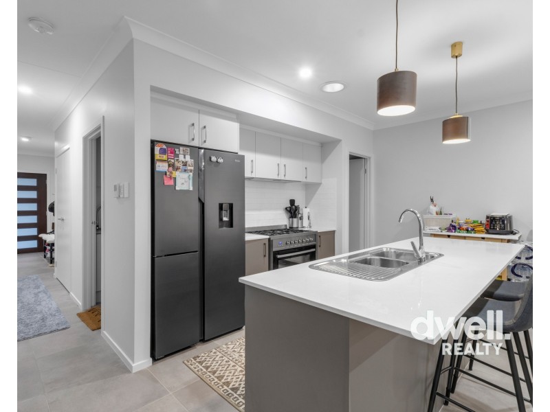 8 Aspromonte Drive, South Nowra NSW 2541