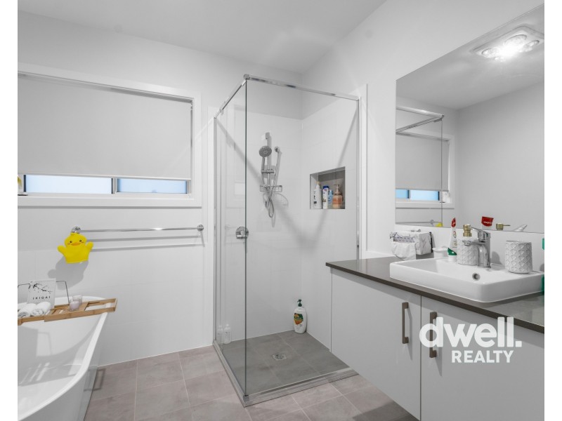 8 Aspromonte Drive, South Nowra NSW 2541