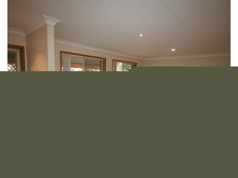 16 Crest Avenue, North Nowra NSW 2541