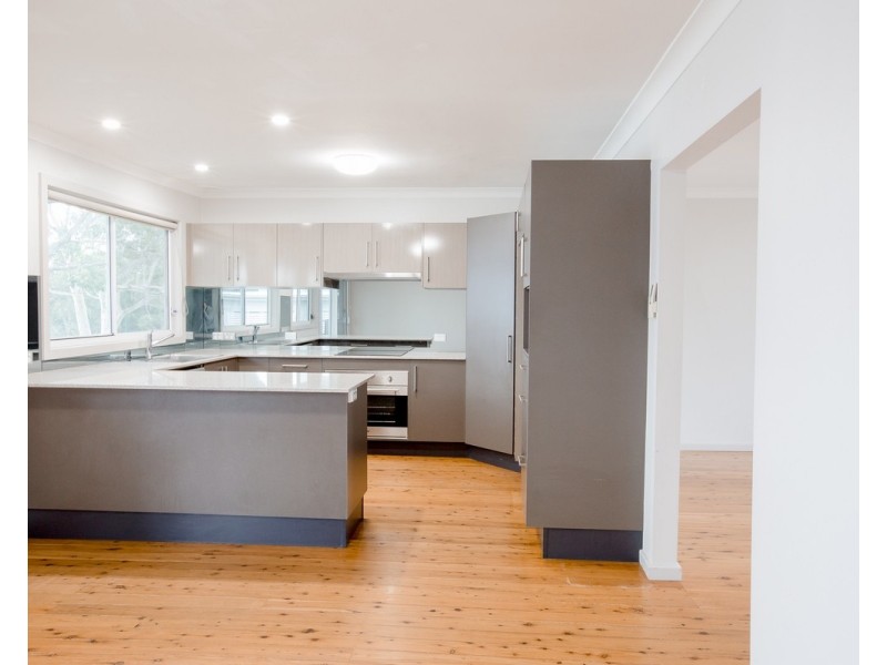 222 Loralyn Avenue, Sanctuary Point NSW 2540