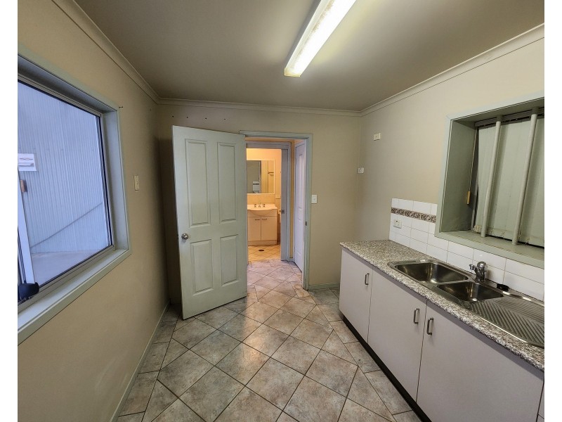 2/D2698 Princes Highway, Wandandian NSW 2540