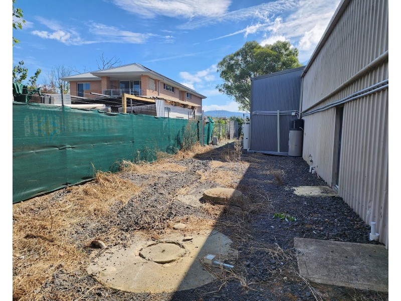 2/D2698 Princes Highway, Wandandian NSW 2540