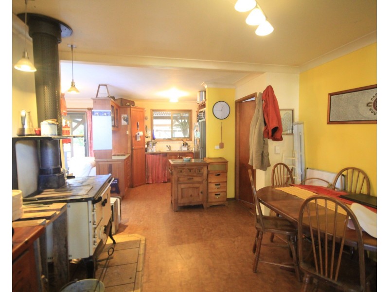Room 1/16 Fisherman Road, St Georges Basin NSW 2540