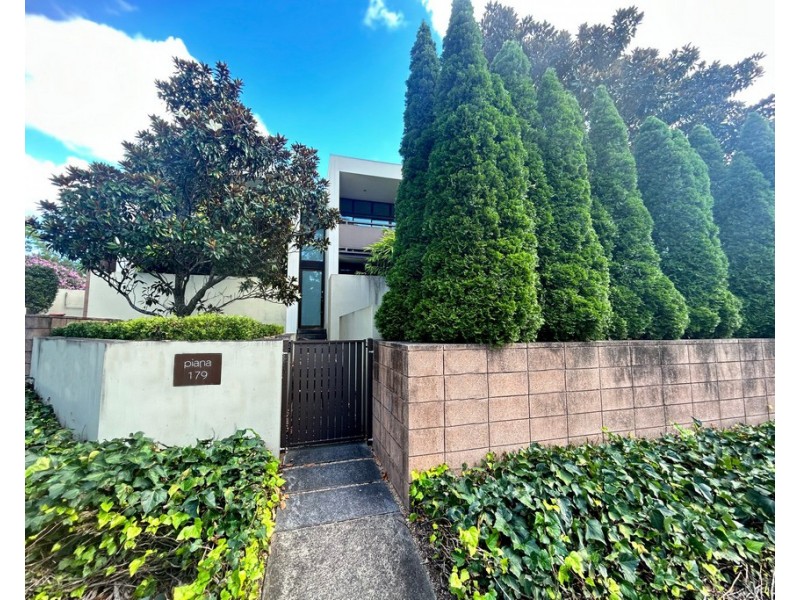 2/179 Elizabeth Drive, Vincentia NSW 2540