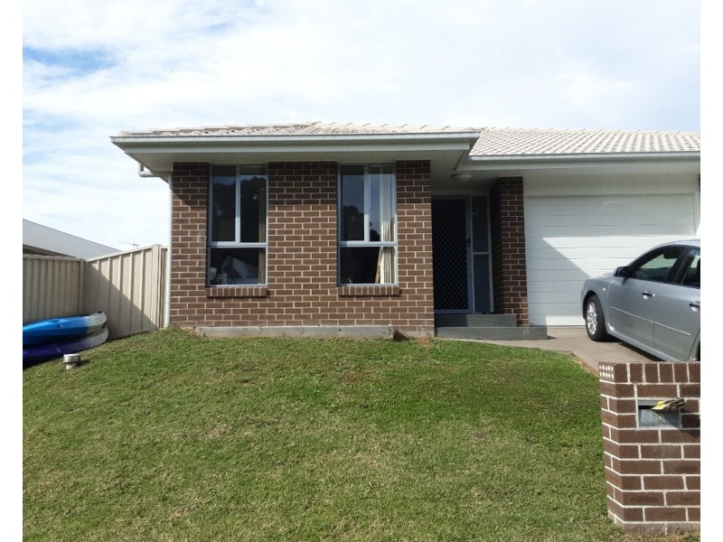 10 Macquarie Drive, Burrill Lake NSW 2539