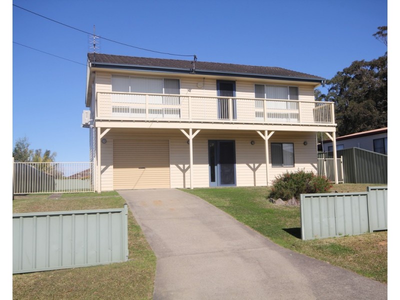 11 Coral Court, Sussex Inlet NSW 2540