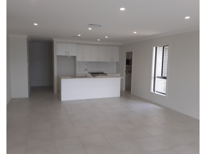 9 Gracilis Rise, South Nowra NSW 2541