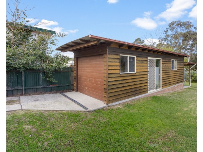 16 Crest Ave, North Nowra NSW 2541