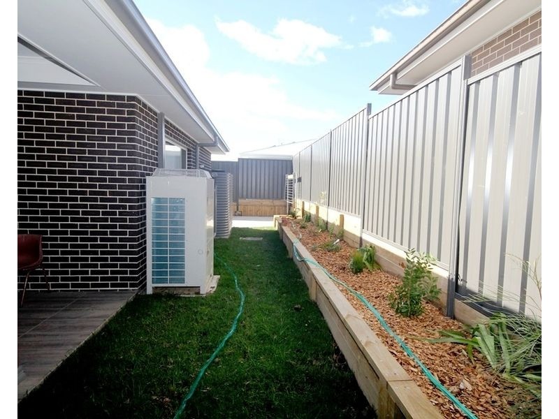 77 Summercloud Crescent, Vincentia NSW 2540