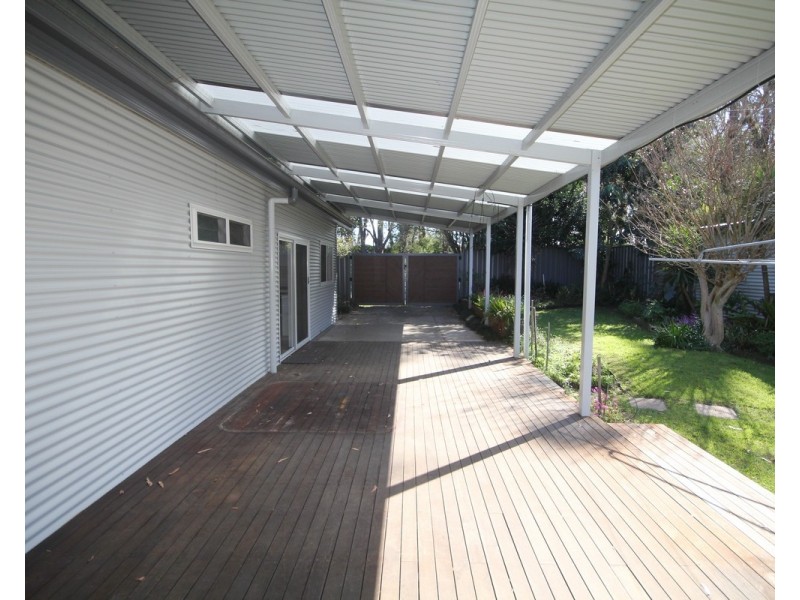 1 Basin View Parade, Basin View NSW 2540
