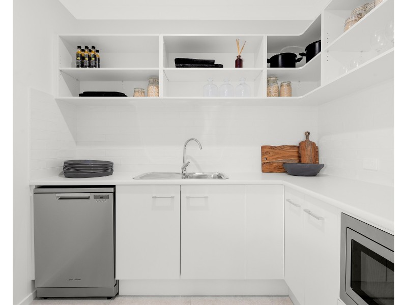 10 Birkdale Circuit, Sussex Inlet NSW 2540