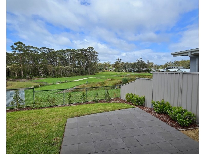 10 Birkdale Circuit, Sussex Inlet NSW 2540