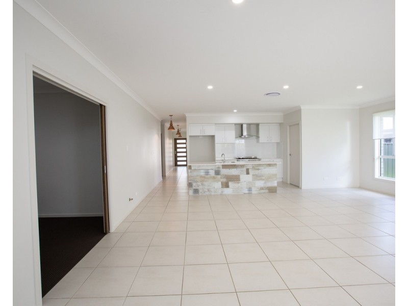 30 Trawler Street, Vincentia NSW 2540