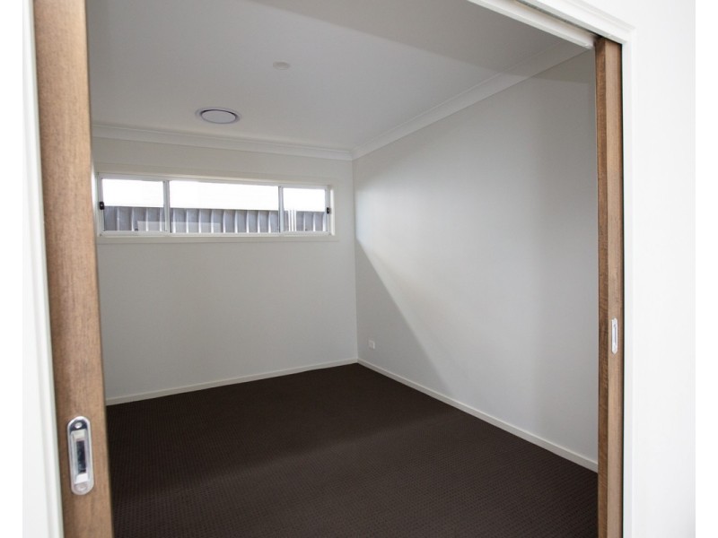 30 Trawler Street, Vincentia NSW 2540