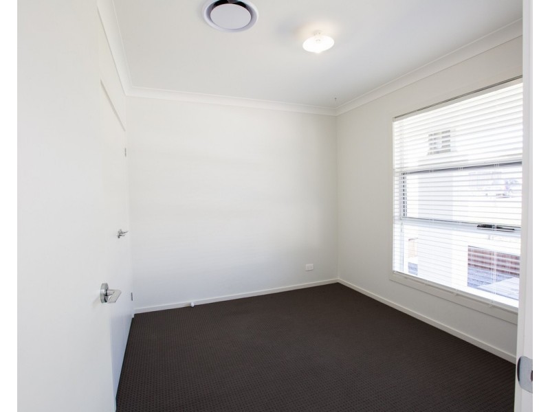 30 Trawler Street, Vincentia NSW 2540