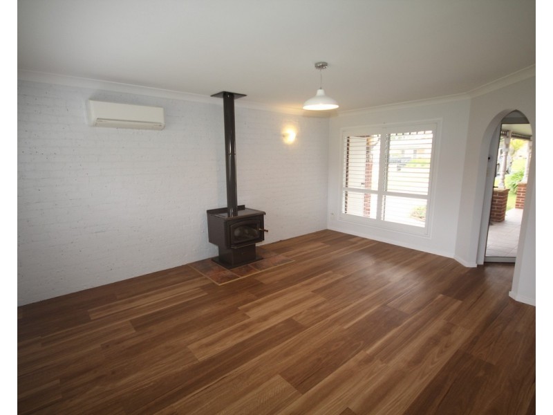 5 Kurraba Place, St Georges Basin NSW 2540