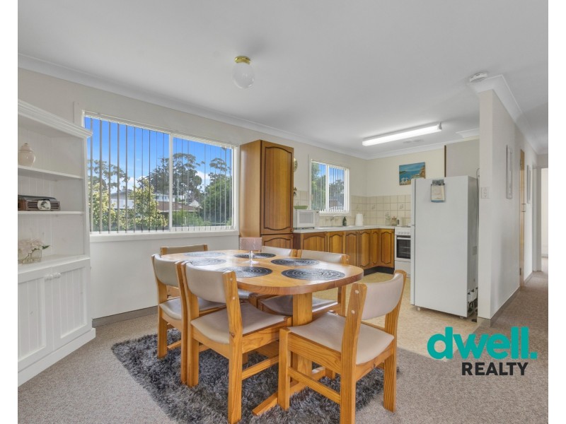 4 COLLETT PLACE, St Georges Basin NSW 2540