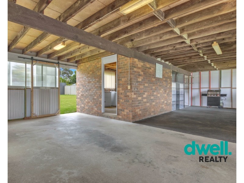 4 COLLETT PLACE, St Georges Basin NSW 2540