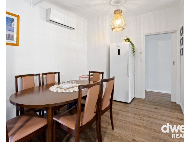 18 TIBBLES AVENUE, Old Erowal Bay NSW 2540