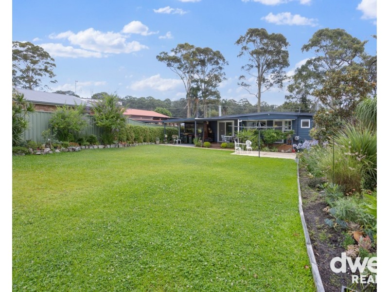 18 TIBBLES AVENUE, Old Erowal Bay NSW 2540