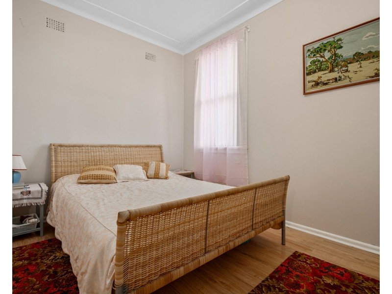 124 East Street, Nowra NSW 2541