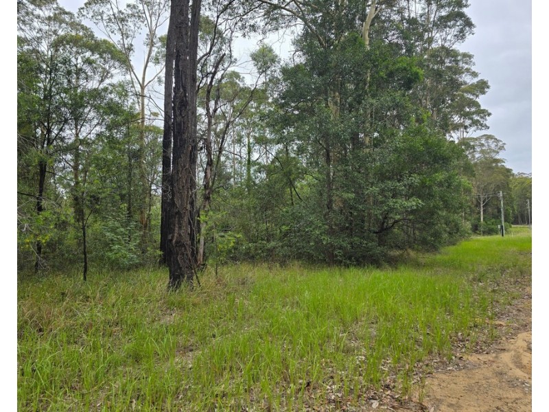 9 Jerberra Road, Tomerong NSW 2540