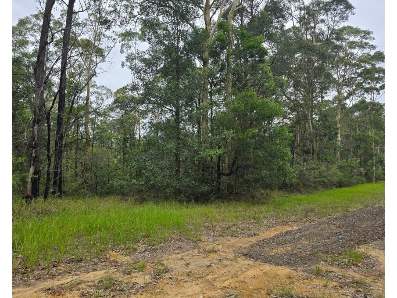 9 Jerberra Road, Tomerong NSW 2540