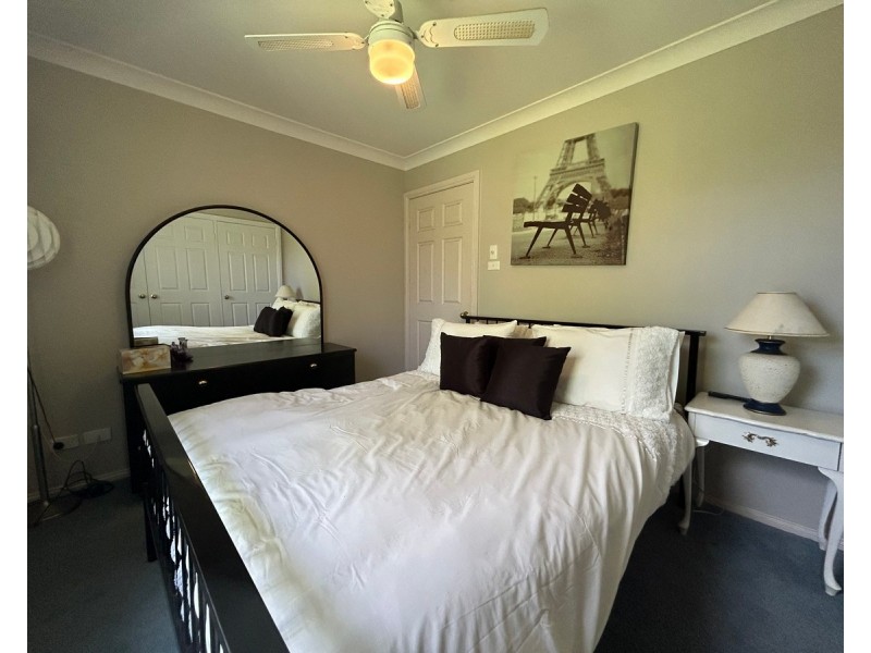 24 Cammaray Drive, St Georges Basin NSW 2540