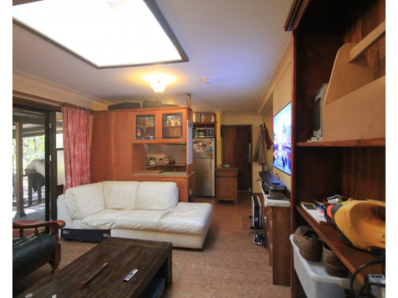 Room 2/16 Fisherman Road, St Georges Basin NSW 2540