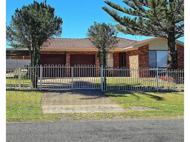 2 ULM ROAD, Sanctuary Point NSW 2540
