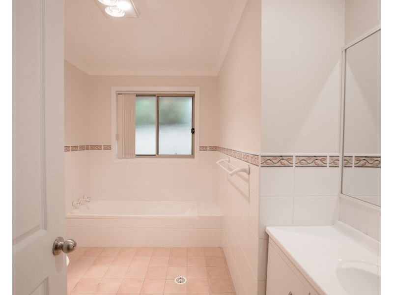 35 Turvey Crescent, St Georges Basin NSW 2540