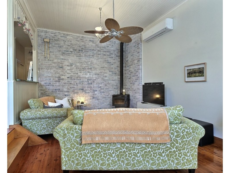 77 Jervis Street, Nowra NSW 2541