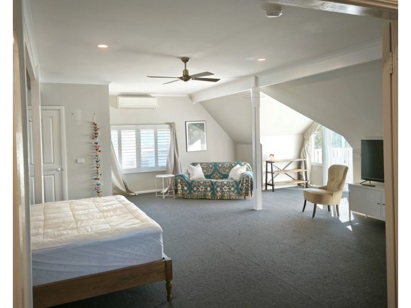 77 Jervis Street, Nowra NSW 2541