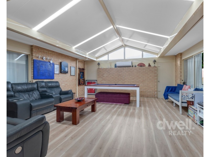 8 PANORAMA ROAD, St Georges Basin NSW 2540