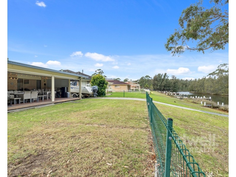 8 PANORAMA ROAD, St Georges Basin NSW 2540