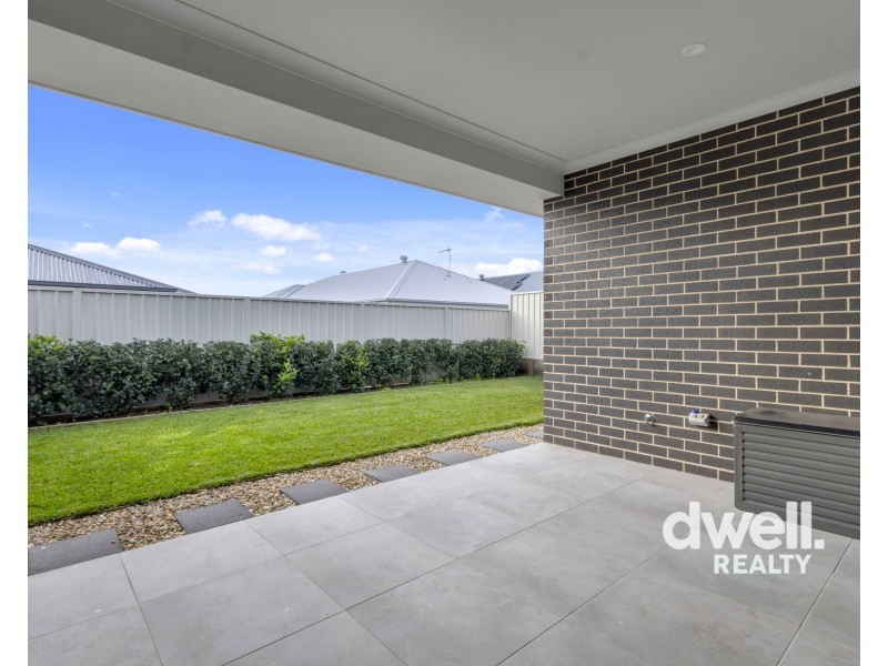 8 ASPROMONTE DRIVE, South Nowra NSW 2541