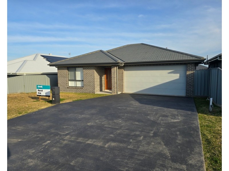 9 Gracilis Rise, South Nowra NSW 2541