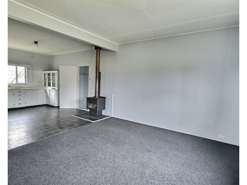 52 Greenwell Point Road, Greenwell Point NSW 2540