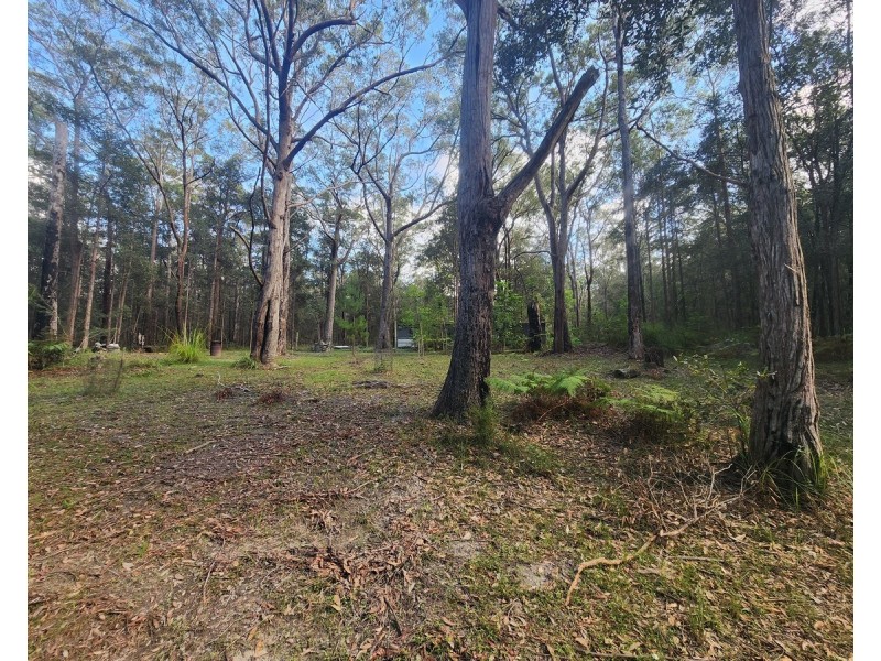 8 Pelican Road, St Georges Basin NSW 2540