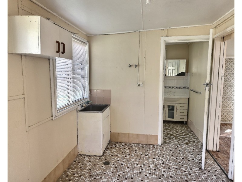 2a Dent Street, Huskisson NSW 2540