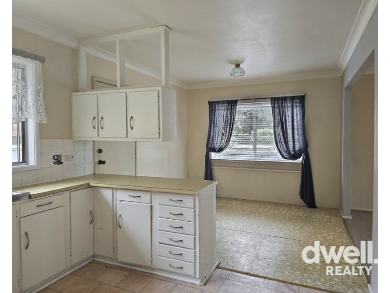 24 ISLAND POINT ROAD, St Georges Basin NSW 2540