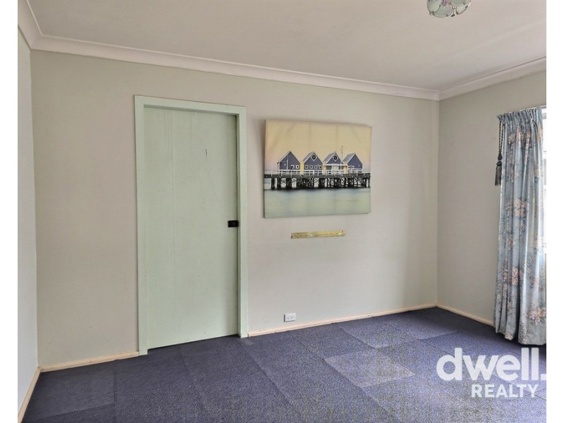 24 ISLAND POINT ROAD, St Georges Basin NSW 2540