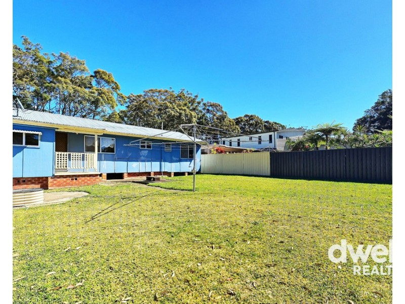 24 ISLAND POINT ROAD, St Georges Basin NSW 2540