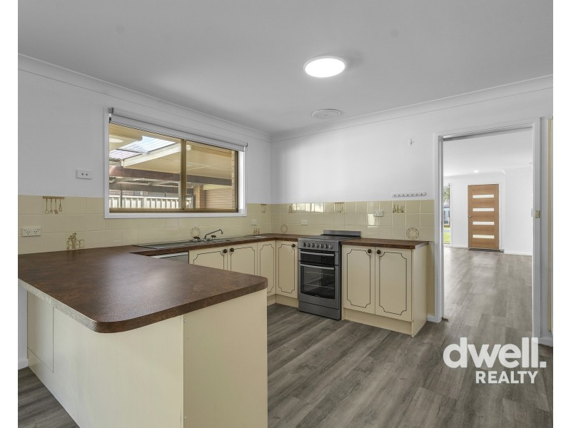 68 WARATAH CRESCENT, Sanctuary Point NSW 2540