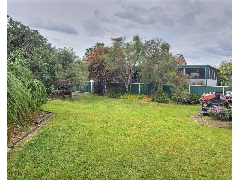 23 COMARONG STREET, Greenwell Point NSW 2540
