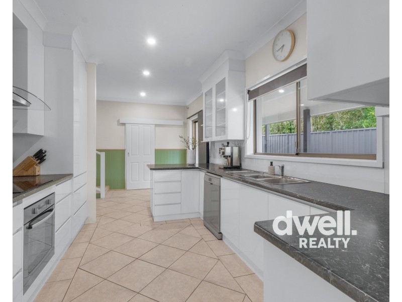 23 JASMINE DRIVE, Bomaderry NSW 2541