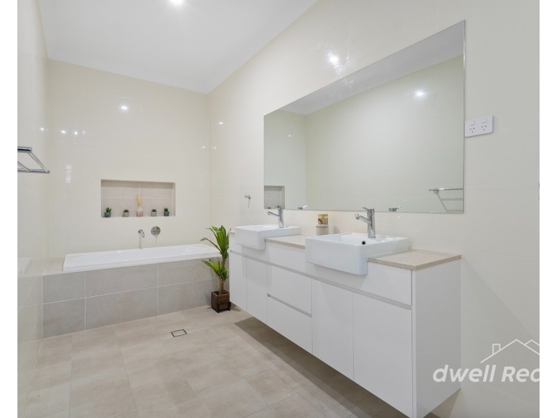 2 TEE CLOSE, Worrigee NSW 2540