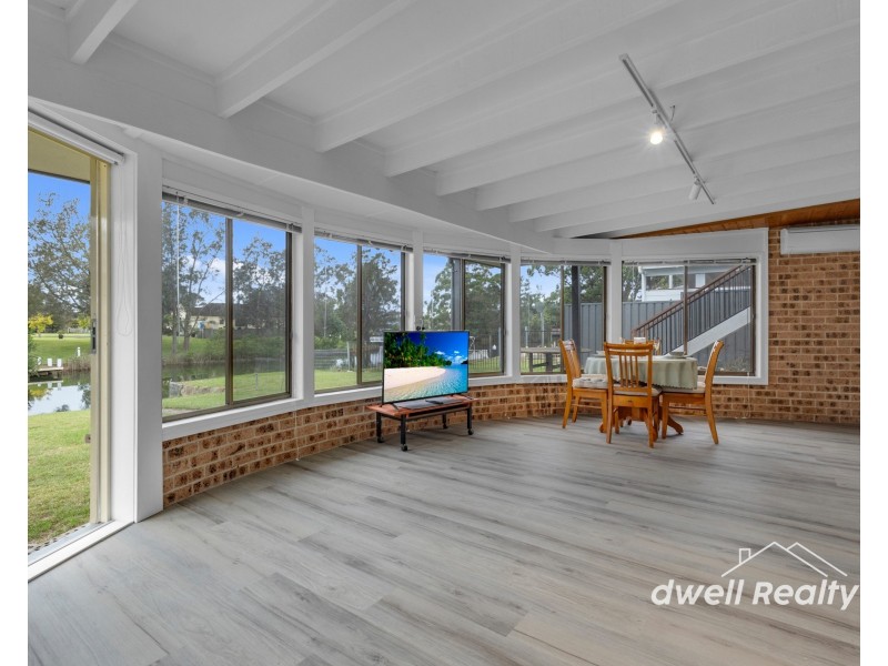 43 SUSSEX INLET ROAD, Sussex Inlet NSW 2540