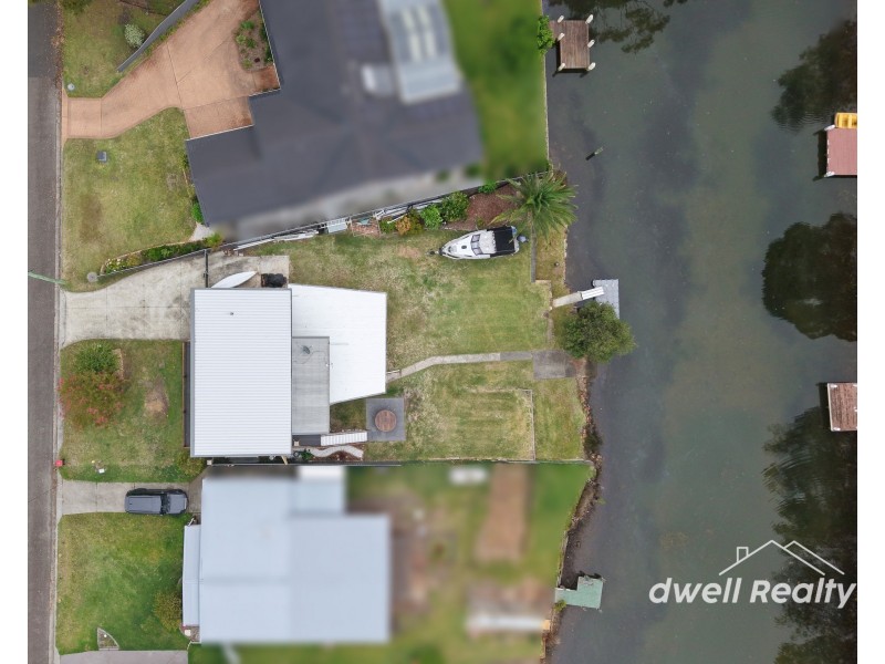 43 SUSSEX INLET ROAD, Sussex Inlet NSW 2540